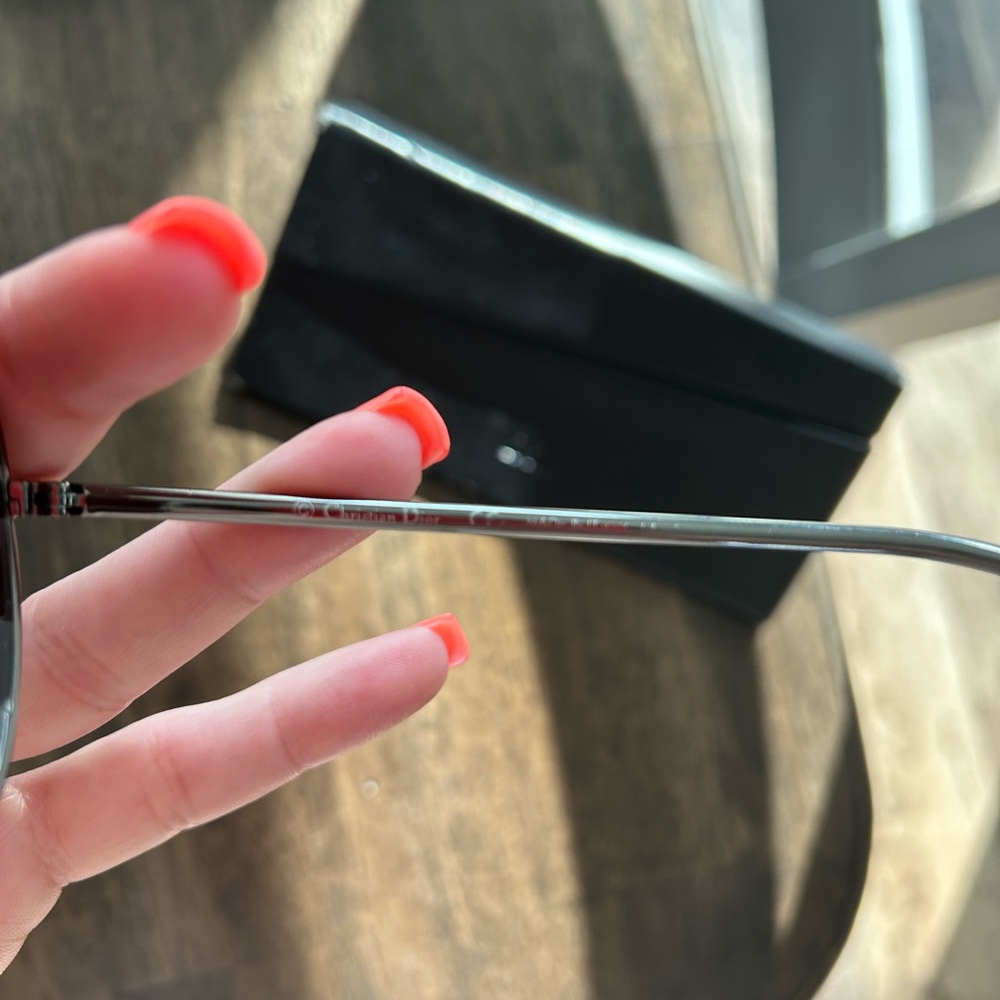 Dior sunglasses - Picture 2 of 4